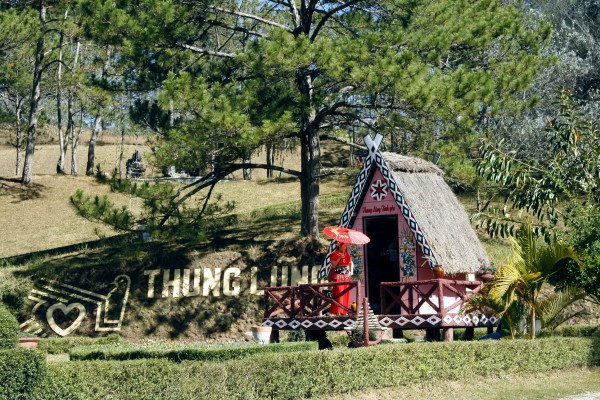 Bay từ Hà Nội vào Đà Lạt mất bao lâu