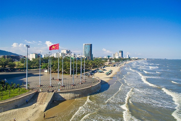 Săn vé máy bay giá rẻ tháng 4